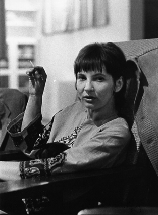 1973 – Jelena Mašínová v hale sázavského domu